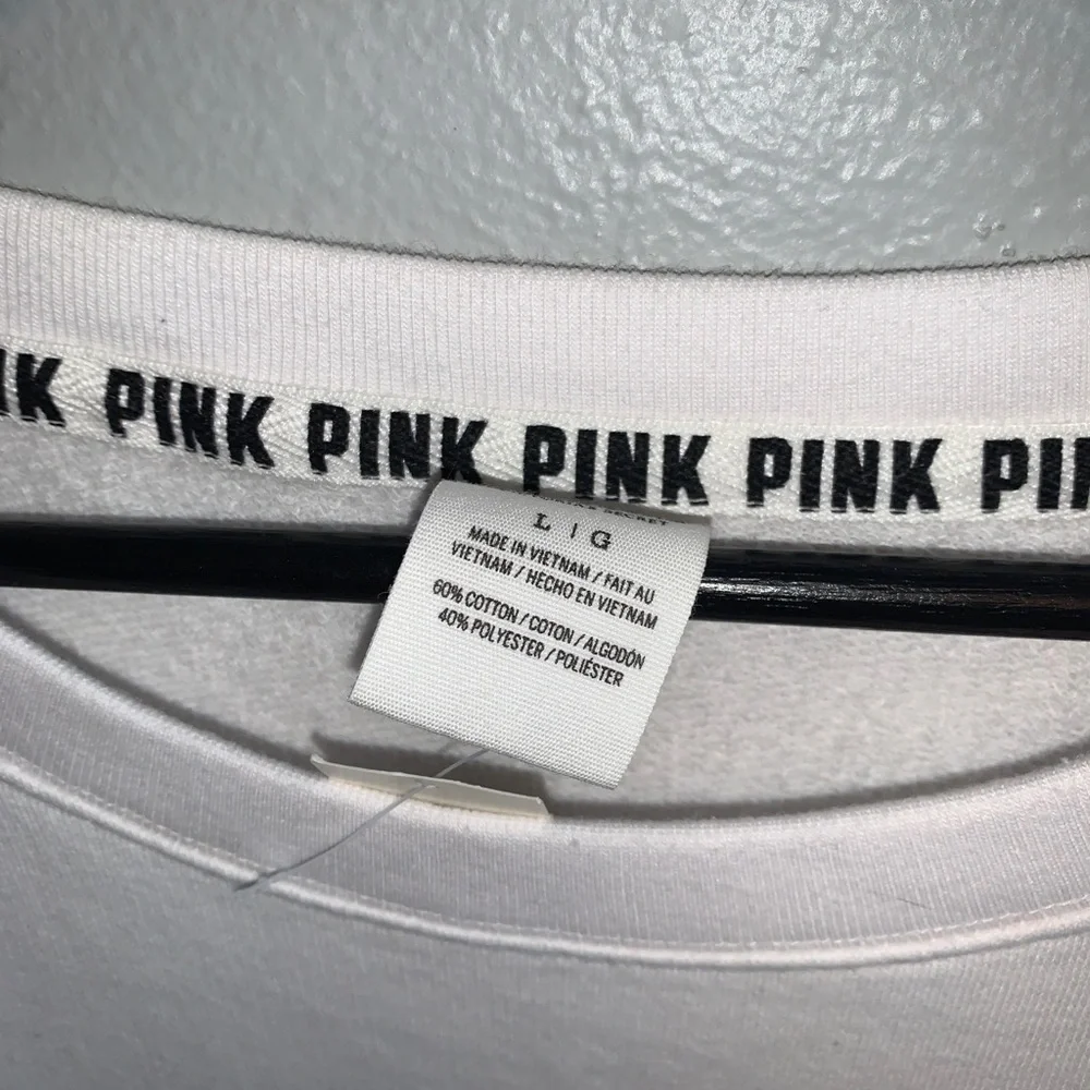 Vs crew nwt - Picture 2 of 2